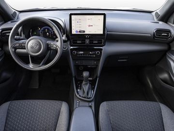 Car image 15