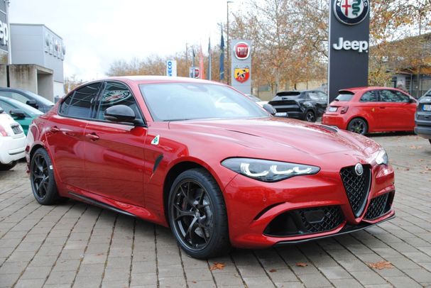 Alfa Romeo Giulia 382 kW image number 8