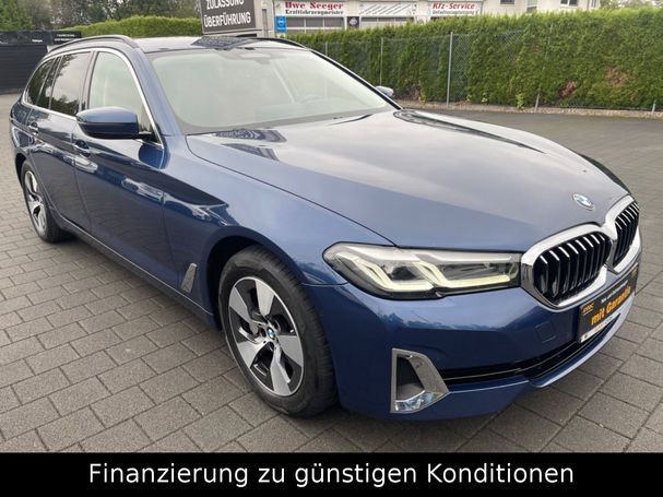 BMW 530i Touring Luxury Line 185 kW image number 2