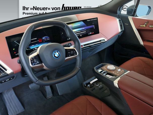 BMW iX xDrive50 385 kW image number 4