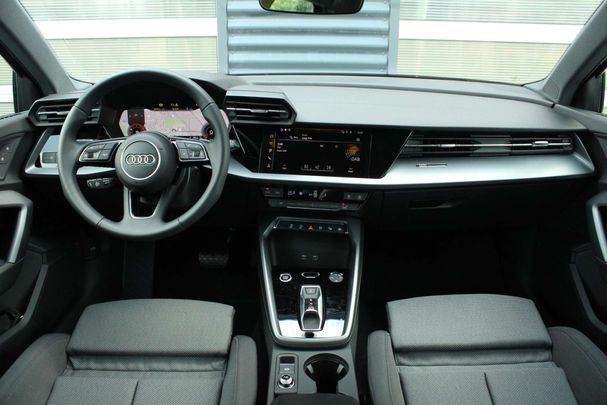 Audi A3 35 TFSI Sportback Advanced 110 kW image number 4