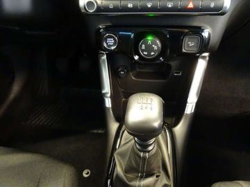 Car image 33