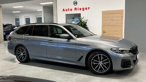 BMW 520d Touring xDrive 140 kW image number 25