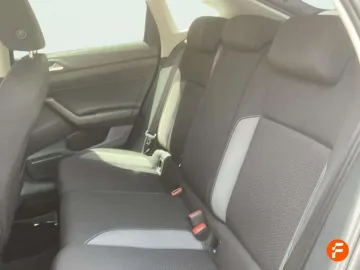 Car image 25