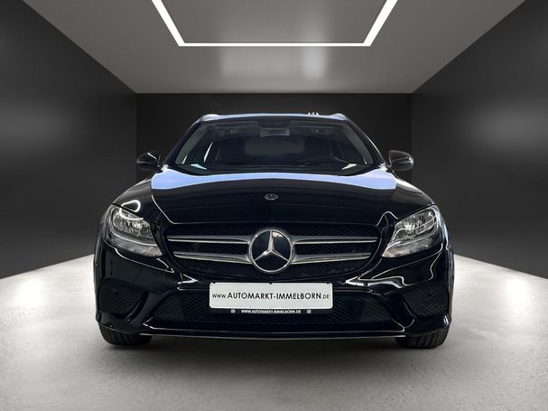 Mercedes-Benz C 300 e T 235 kW image number 3