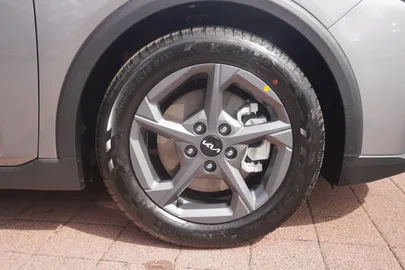 Car image 33