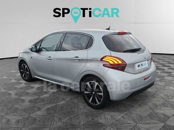 Peugeot 208 PureTech 82 61 kW image number 4