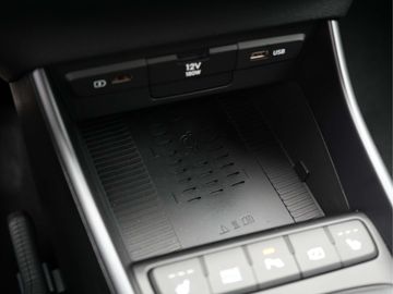 Car image 32