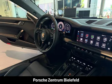 Car image 33