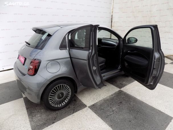 Fiat 500 e 87 kW image number 17