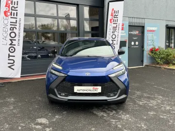 Car image 3