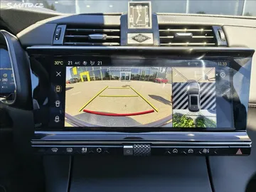 Car image 43