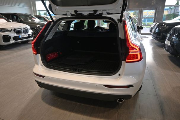 Volvo V60 D4 Momentum 140 kW image number 14