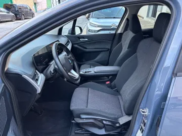Car image 31