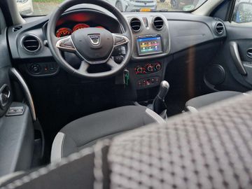 Car image 23