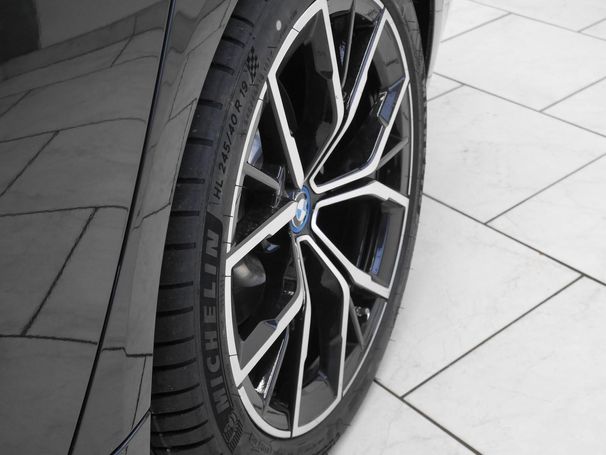 BMW 530 Touring xDrive 215 kW image number 7