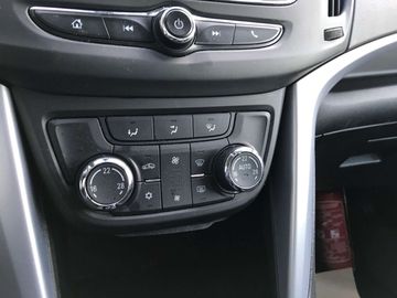 Car image 37