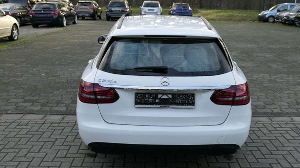 Mercedes-Benz C 220 d T 143 kW image number 3