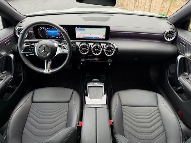 Mercedes-Benz CLA 180 100 kW image number 11