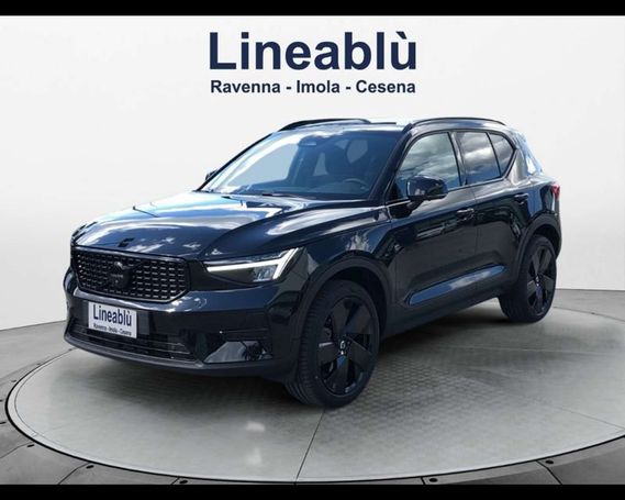 Volvo XC40 B3 Ultra Black Edition 120 kW image number 1