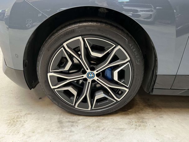 BMW iX xDrive M Sport 240 kW image number 5