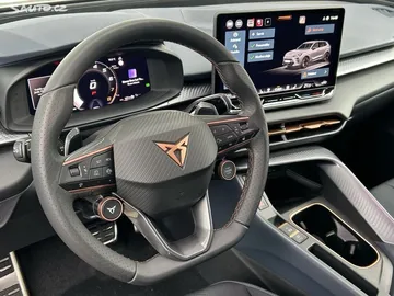 Car image 35