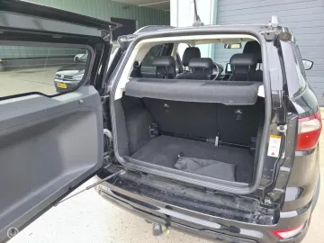 Car image 30