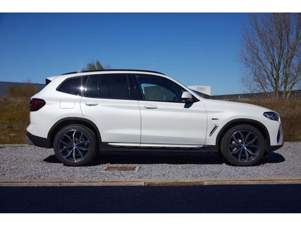 BMW X3 xDrive30e 215 kW image number 2