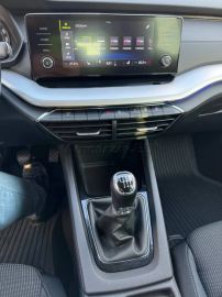 Car image 33