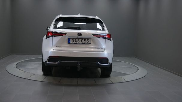 Lexus NX 300 h AWD 146 kW image number 6