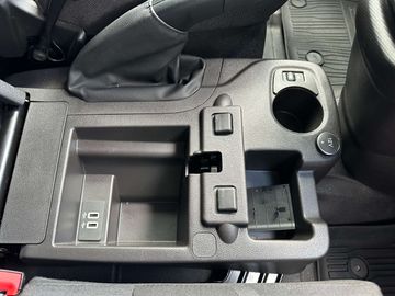 Car image 23