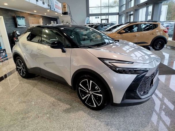 Toyota C-HR 2.0 Plug-In Hybrid 164 kW image number 2