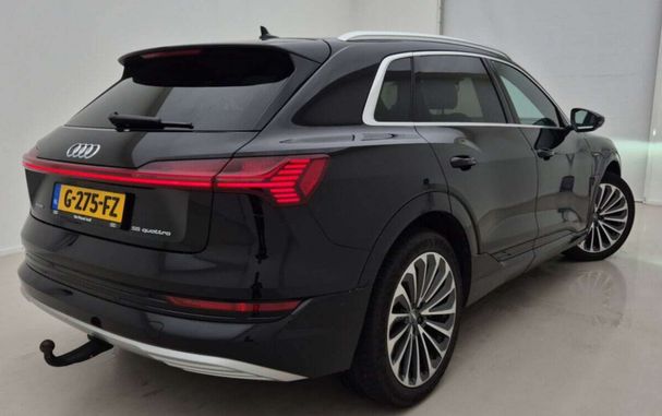 Audi e-tron 55 quattro Advanced 300 kW image number 2