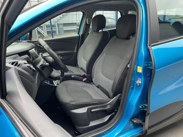 Car image 11