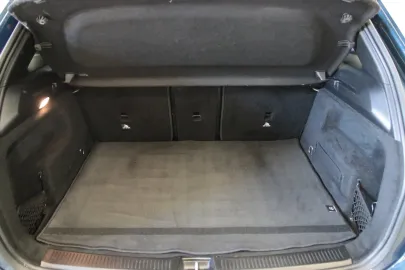 Car image 34