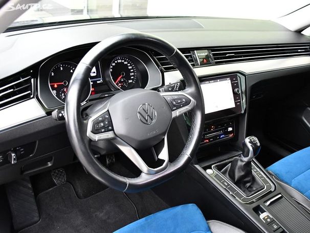 Volkswagen Passat 2.0 TDI Elegance 110 kW image number 15