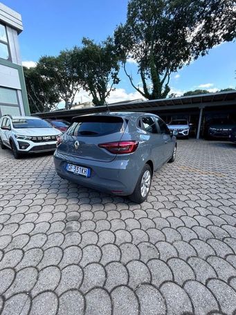 Renault Clio TCe 100 74 kW image number 2