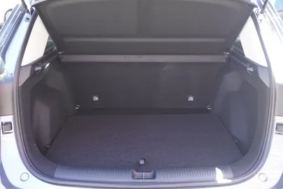 Car image 36
