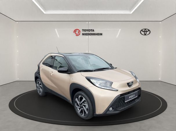 Toyota Aygo X 53 kW image number 2