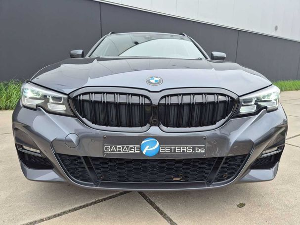 BMW 330e Touring M 215 kW image number 2