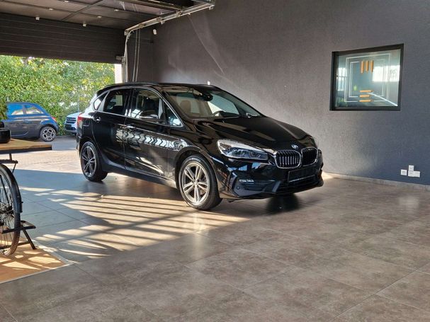 BMW 218i Sport Line 100 kW image number 2