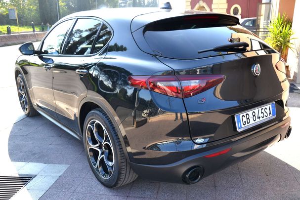 Alfa Romeo Stelvio 2.2 AT8 Q4 140 kW image number 4