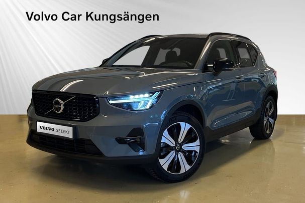 Volvo XC40 Recharge T4 Plus Dark 157 kW image number 1