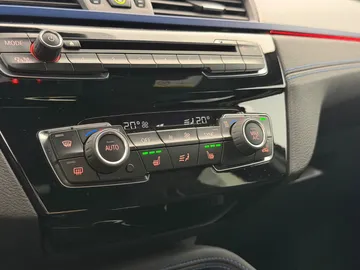 Car image 42