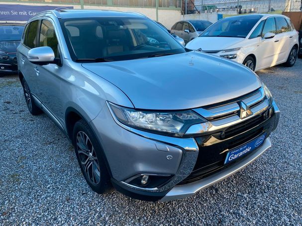 Mitsubishi Outlander 2.2 DI-D 4WD 110 kW image number 2