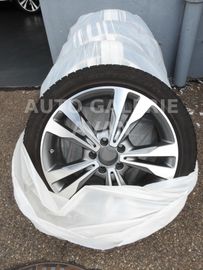 Car image 28