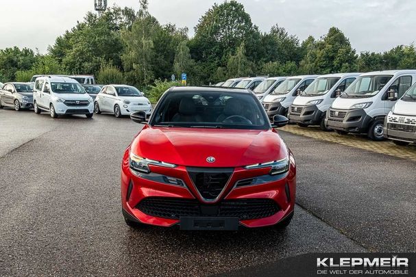 Alfa Romeo Junior Elettrica Speciale 115 kW image number 3