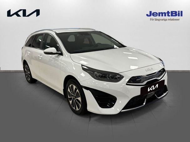 Kia Ceed Sportswagon Plug-in Hybrid 105 kW image number 2