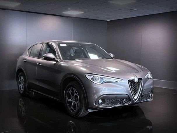 Alfa Romeo Stelvio 2.2 Diesel AT8 Business 118 kW image number 15