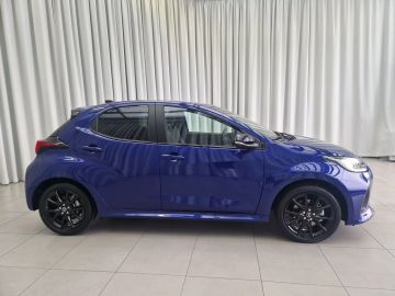 Car image 4